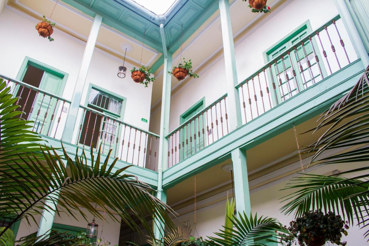 Hotel Casa De La Vega Богота Экстерьер фото